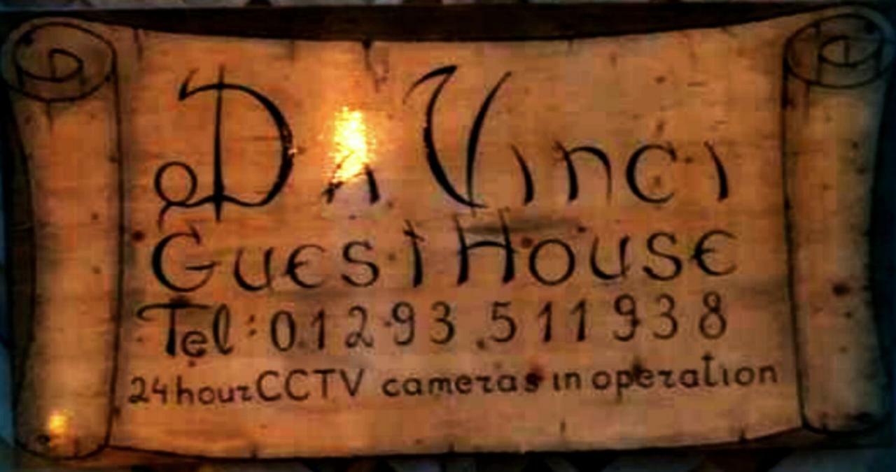 Da Vinci Guest House & Guest Parking, A Real Gem Crawley  Dış mekan fotoğraf
