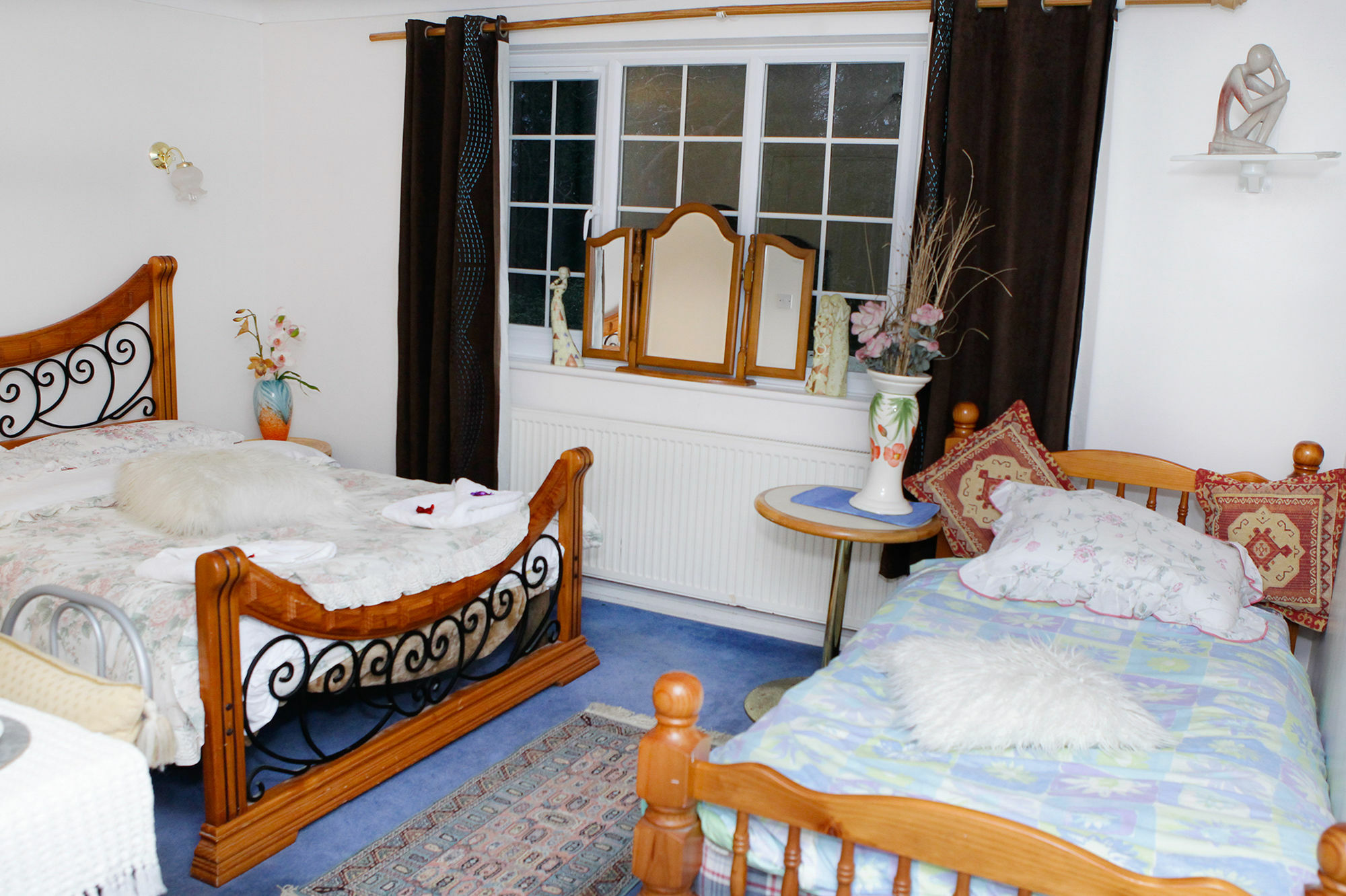 Da Vinci Guest House & Guest Parking, A Real Gem Crawley  Dış mekan fotoğraf
