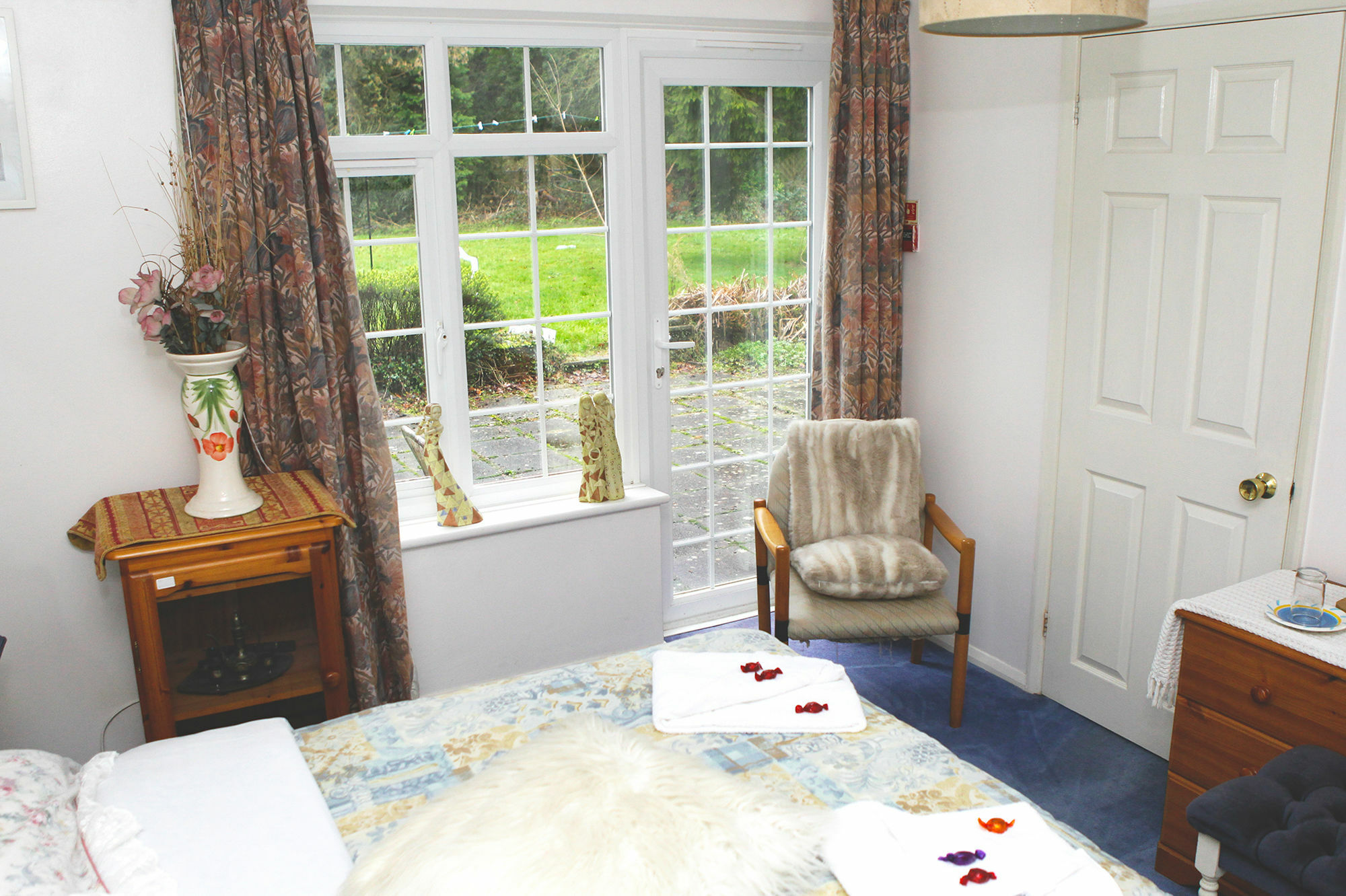 Da Vinci Guest House & Guest Parking, A Real Gem Crawley  Dış mekan fotoğraf